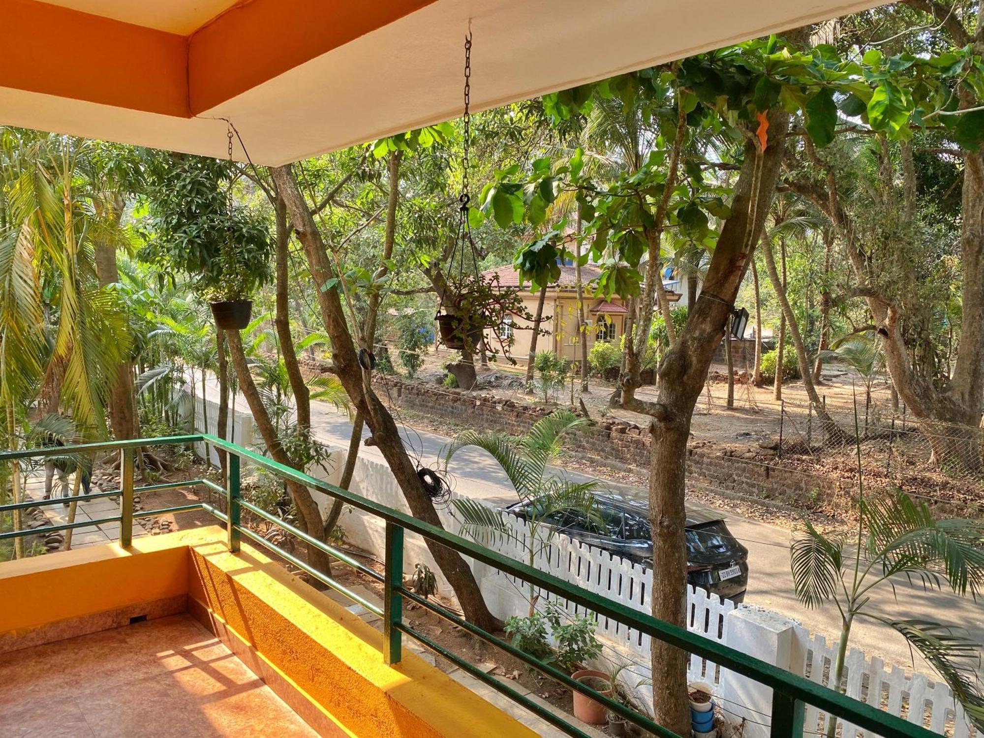 Ferienwohnung Bluebell Meadows 2Bhk Varca Exterior foto